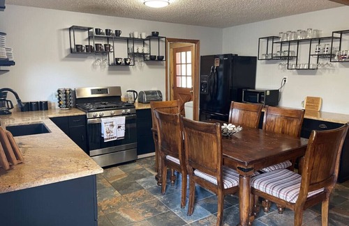 Alma Cabin | Cozy Mountain Cabin W/Hot Tub Breathtaking Views