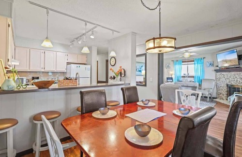 Banner Elk Condo | Cozy Mountain Condo at Pinnacle Inn