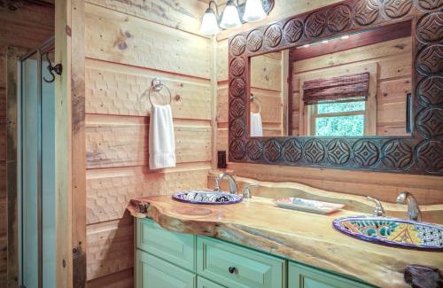 Vilas House | Cozy Mountain Cottage