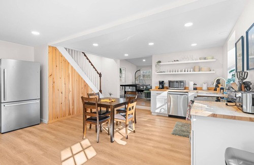 Haines Falls Cottage | Cozy Mountain Getaway | Hot Tub | Grill | Fire Pit | 5 Min to Kaaterskills Falls
