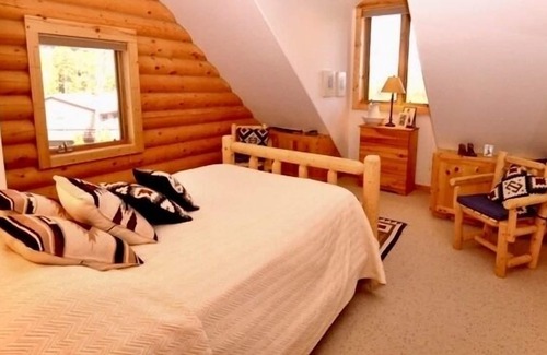 Grand Country Estates Cabin | Cozy mountain retreat near Winter Park Ski Resort and much more!
