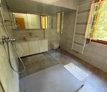 Gozd Martuljek House | Cozy Mountain Stay near Kranjska Gora