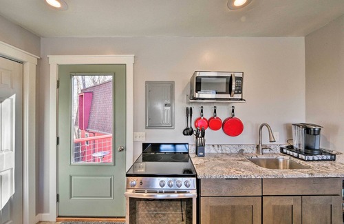 Buena Vista Apartment | Cozy Mountain Studio By Main Street & Hot Springs!