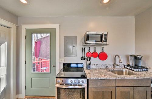Buena Vista Apartment | Cozy Mountain Studio By Main Street and Hot Springs!