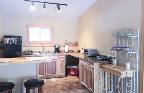 Coram Apartment | “Cozy Mountain Suites - #5 just 5 minutes from Glacier Park
