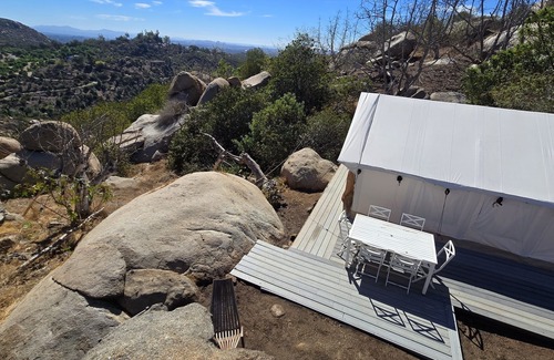Fallbrook RV Rental | Cozy Mountain View Glamping Tent