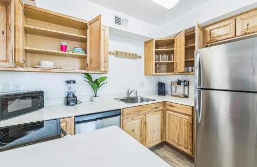 Reno/Tahoe Airport Apartment | Cozy Mountain View Retreat in Reno