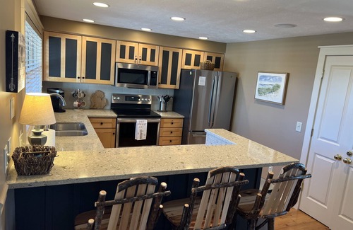 Thompsonville House | Cozy Mountaintop Condo at Crystal Mountain Resort with Amazing Fall Colors!