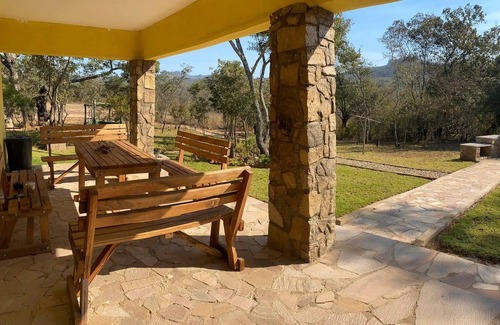 Juliasdale House | Cozy Msasa Views Cottage