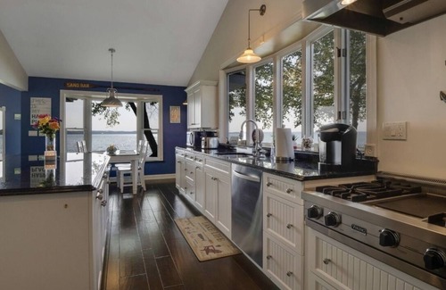 Mullett Lake Cottage | Cozy Mullett Lake Paradise- Lakefront property with Year-Round Recreation!