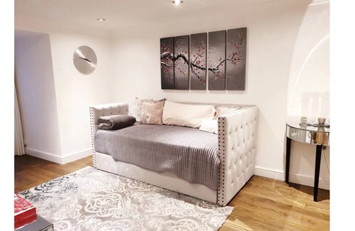 East Finchley Apartment | Cozy Muswell Hill flat, 5-min walk to tube station