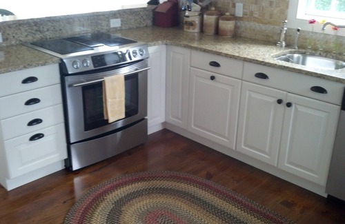 Tom Nevers House | Cozy Nantucket Beach Front Cottage Beautifully Decorated And Furnished