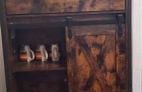 Rifle House | Cozy Native American Village! nHOT TUB! nPET FRIENDLY!nFenced-in yards!