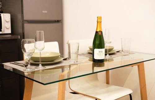 La Maternitat i Sant Ramon Apartment | Cozy near the Barcelona Camp Nou Stadium
