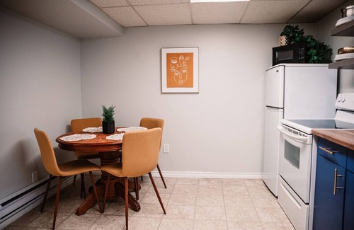 Timmins Apartment | Cozy New Apt w Dishwasher - DISCOUNTS for 2+weeks