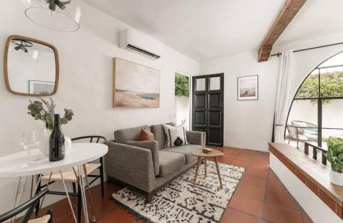 Montecito Apartment | Cozy New - Casa Blanca Suite B1