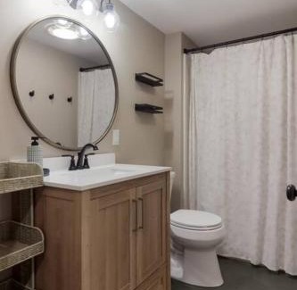 Northport House | Cozy & New - Walk to Lake Michigan & DT Northport