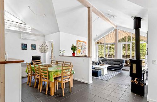Bedegaard House | Cozy Newer Large Holiday Home In Snogebæk