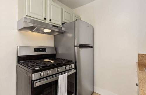 Normal Heights Cottage | Cozy, Newly Remodeled Cottage in Normal Heights