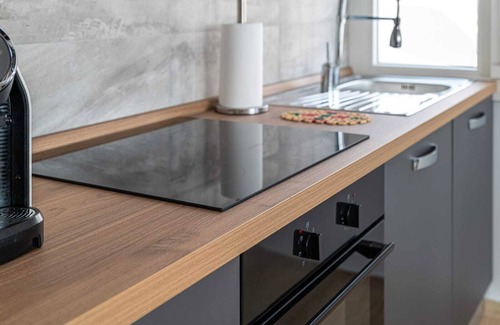 Pozzoleone Apartment | Cozy, newly renovated apartment in the heart of Pozzoleone