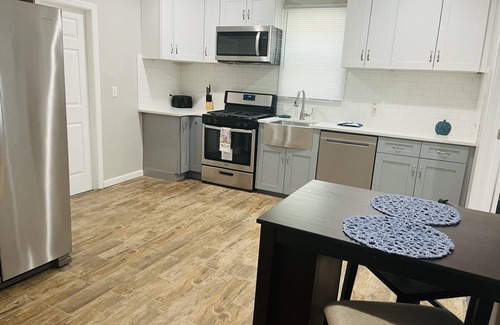 Irvington Apartment | Cozy Nights 2Bedroom