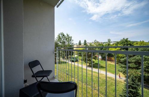 Zapad Apartment | Cozy Nook Studio at Kosmalt with Balcony