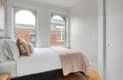 North End Apartment | Cozy North End 2BR steps from Harborwalk by Blueground
