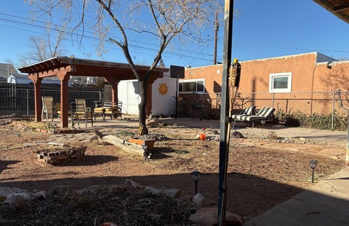 Albuquerque House | Cozy North Valley Charm