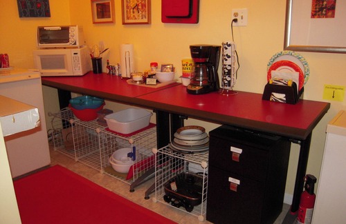 Rogers Park Apartment | Cozy Northside Apt near Transp, Loyola&NW, Beach, nSep Entrance&Free Street Park