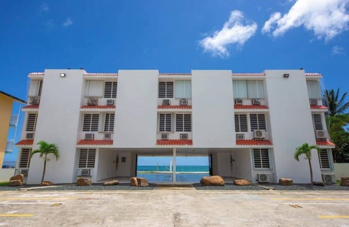 Playa Fortuna Apartment | Cozy OCEAN-FRONT 2BR/2Bath on Luquillo Beach w/PK