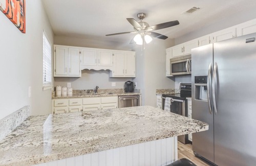 Gulf Hills Apartment | Cozy Ocean Springs Get-Away