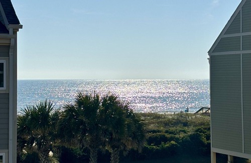 Oak Island Condo | Cozy Ocean View Condo at Caswell Beach - The "Nan~Sea" Awaits.