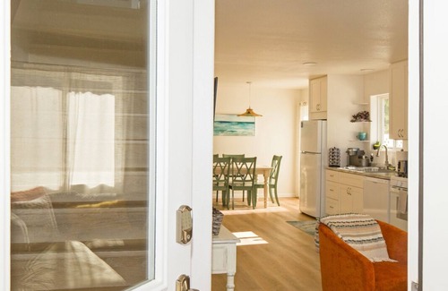 Shelter Cove House | Cozy Oceanview Hideaway 1&2 on Golf Course/Airport