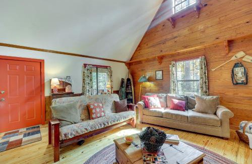 Pine Ridge House | Cozy Oden Oasis with On-Site Fishing Creek and Deck!