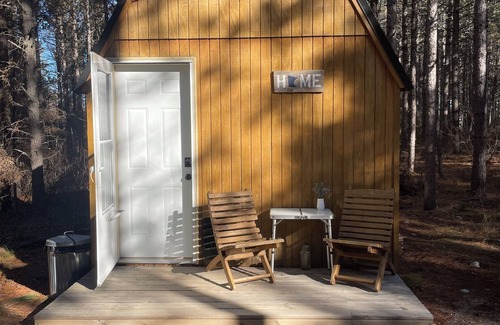 Ely Cabin | Cozy Off Grid cabin open year round in charming Ely.