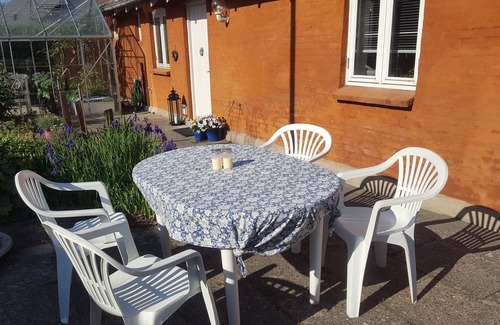Struer House | Cozy old house in Struer-near fjord, beach, island of Venoe and forrest