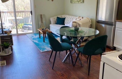 Peterborough Apartment | Cozy one bedroom apartment
