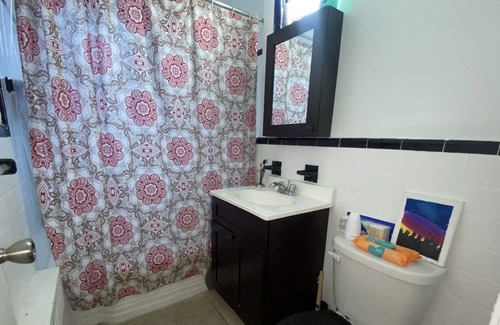 East Orange Apartment | Cozy one bedroom apartment perfect for unwinding
