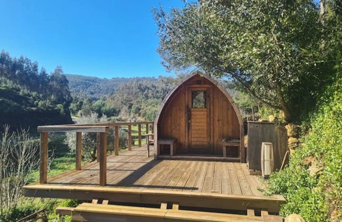 Friumes e Paradela House | Cozy one bedroom apartment with terrace in the countryside.