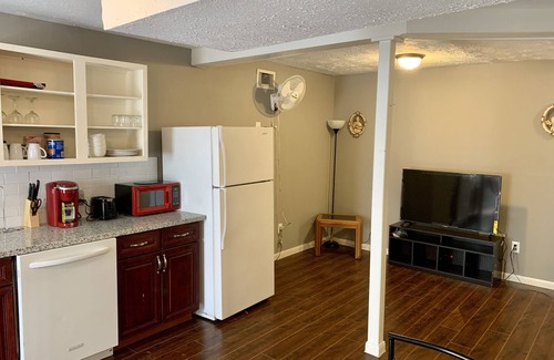 Houston House | Cozy one bedroom apartment