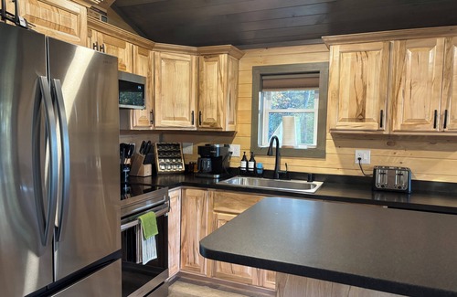 East Burke House | Cozy one bedroom house with a gorgeous mountainous view