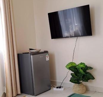 Ras Makamaiwe Apartment | Cozy One Bedroom Tudor