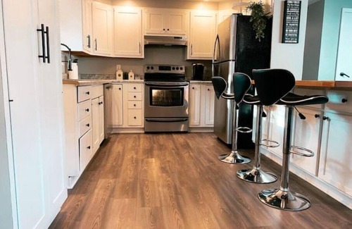 South Bend House | Cozy Open-Concept Home 2.5 Miles From Notre Dame