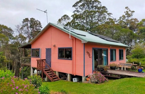 Elands Cottage | Cozy Orange Cottage.