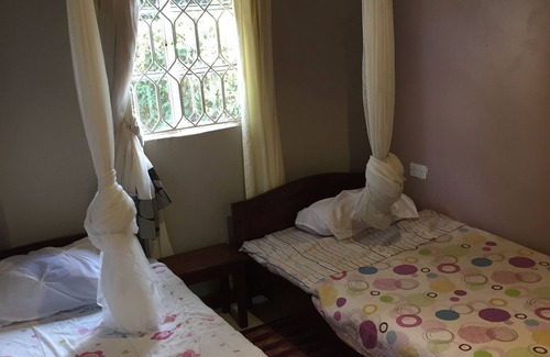 Kireka House | Cozy Pavilion with Garden in Kampala, Naalya