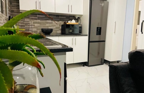 Kramerville Apartment | Cozy, Peaceful Apartment with Backup Power