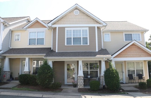 Nashville House | Cozy Percy Priest Lakehouse minutes from downtown Nashville.