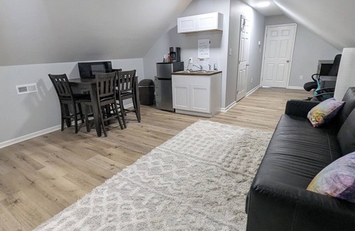 Oak Ridge Apartment | Cozy, pet-friendly, 1-bedroom apartment in Oak Ridge with AC