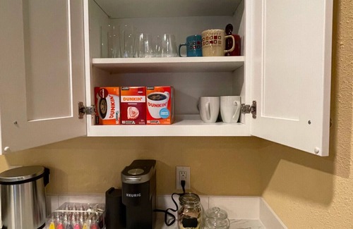 Columbia City House | Cozy, pet friendly, 2 bedroom suite in S. Seattle