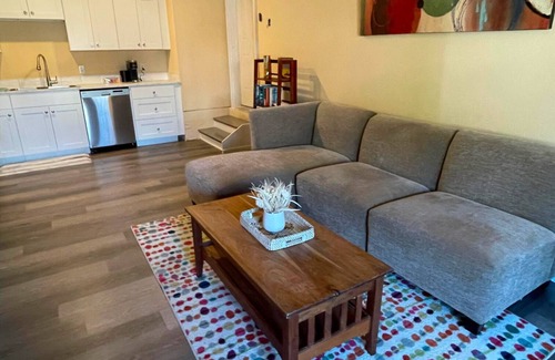 Columbia City House | Cozy, pet friendly, 2 bedroom suite in S. Seattle